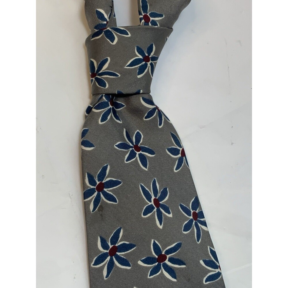 Cambridge Classics Mervyns 100% Italian Silk Tie Gray Blue Floral Daisy Necktie
